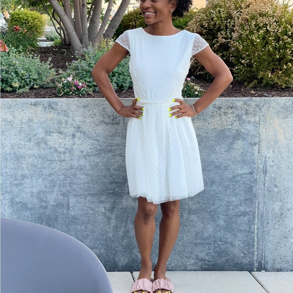 Elegant White Cap Sleeve Dress